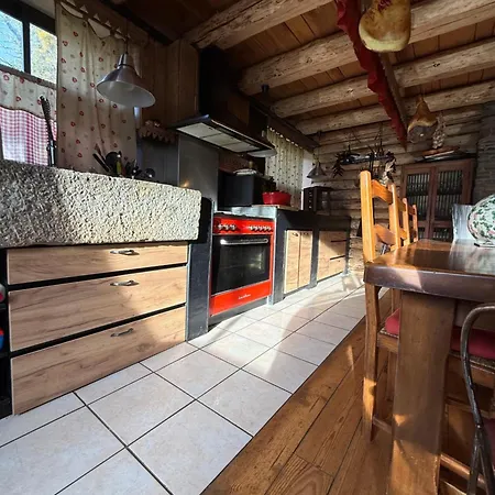 Hébergement de vacances Maison De Charme à 3 La Salvetat-sur-Agout