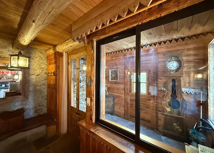 Semesterbostad Maison De Charme A 3 La Salvetat-sur-Agout